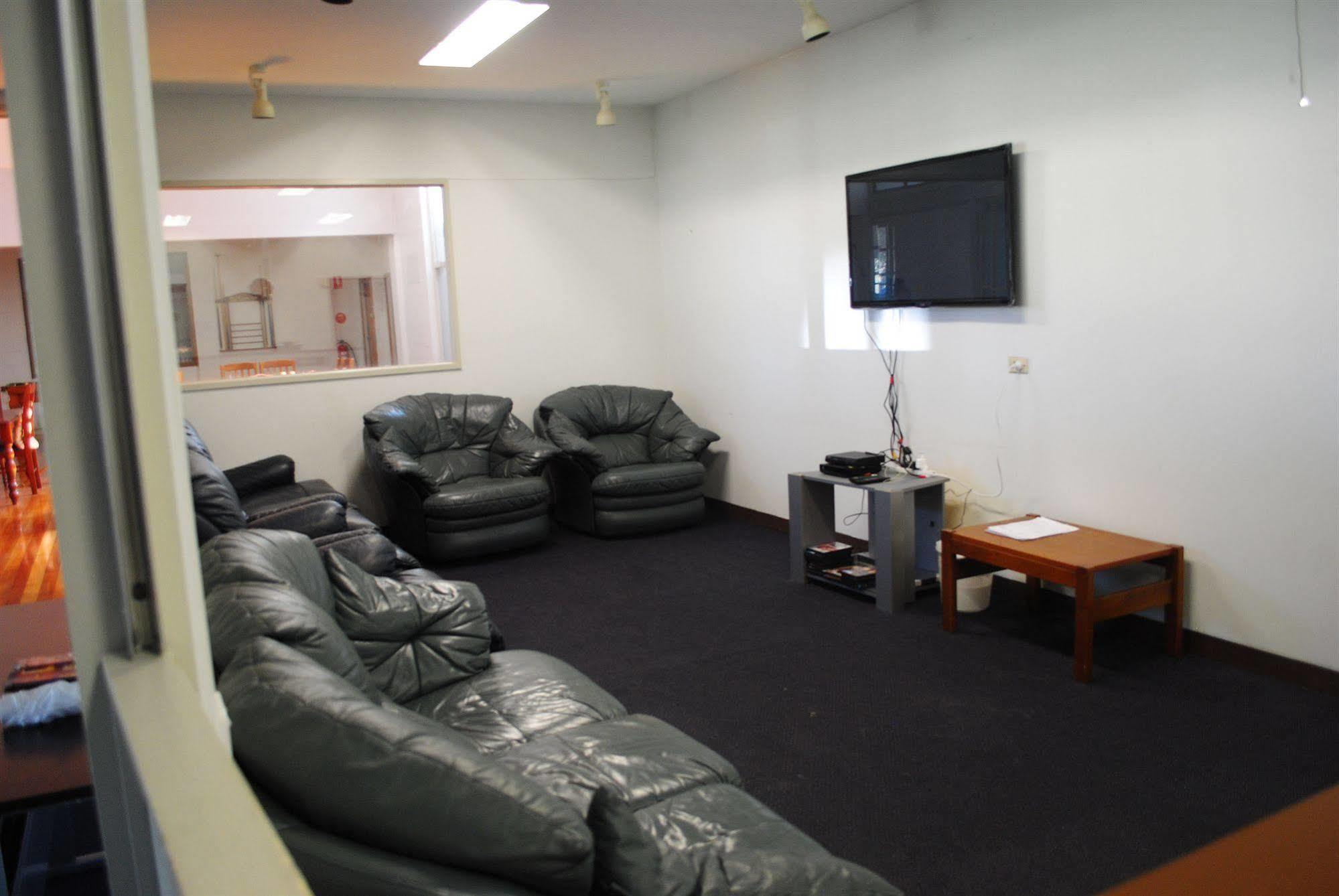 Hostel Port Adelaide Backpackers Zewnętrze zdjęcie